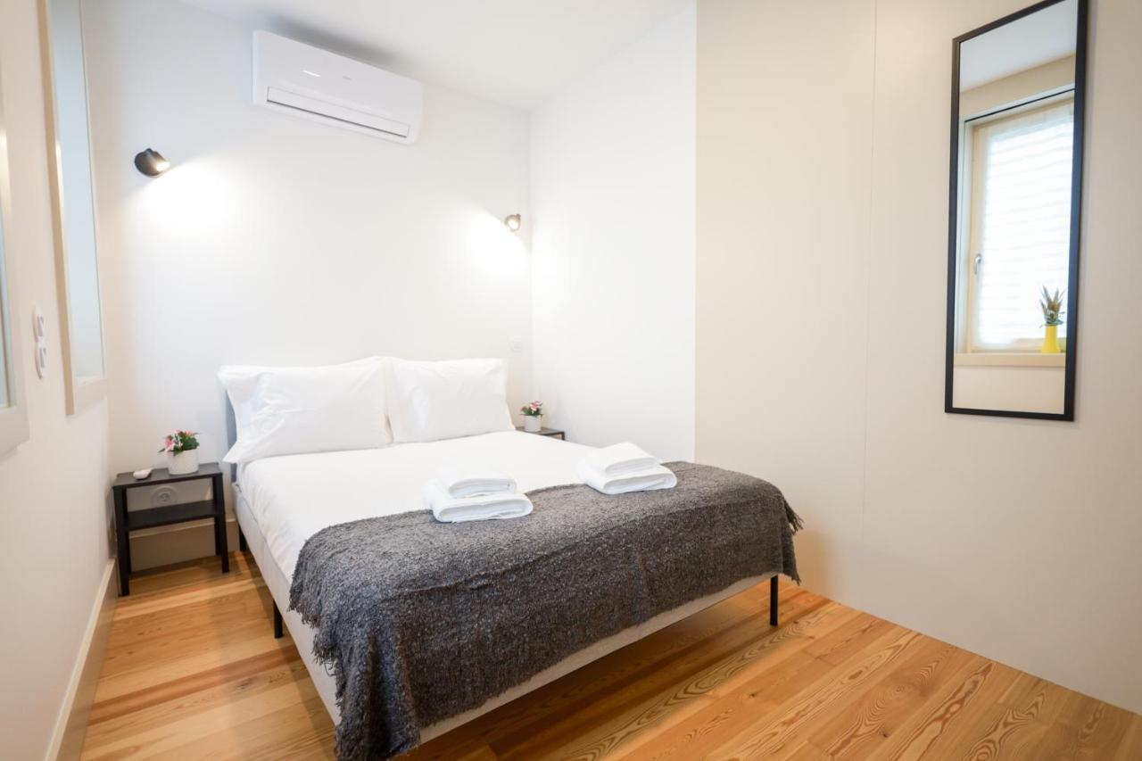 Martires Sweet Apts By Portocityhosts ภายนอก รูปภาพ