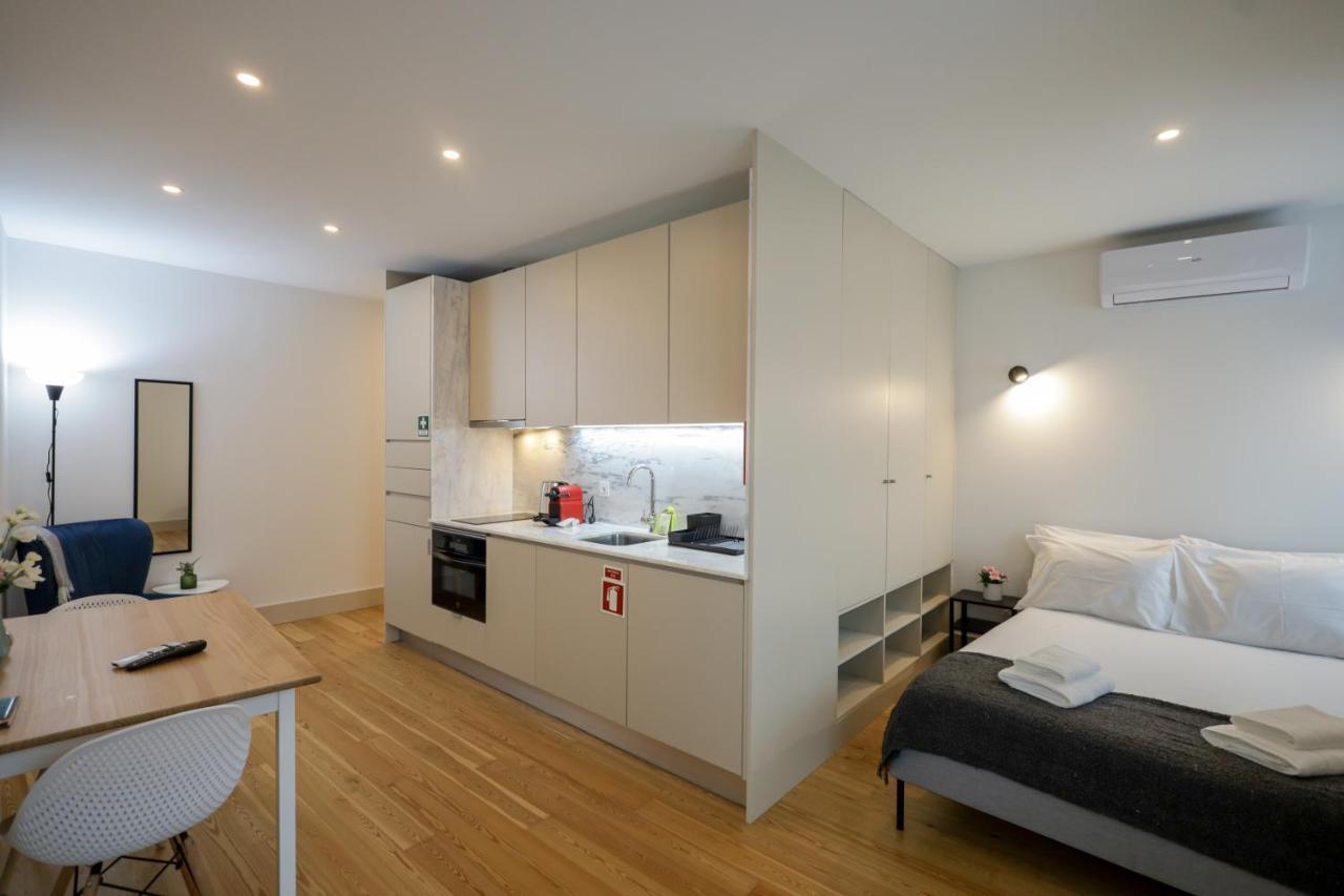 Martires Sweet Apts By Portocityhosts ภายนอก รูปภาพ