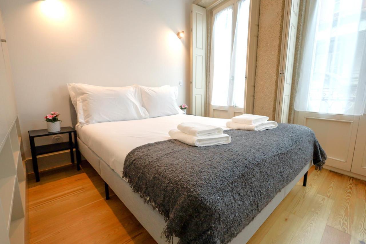 Martires Sweet Apts By Portocityhosts ภายนอก รูปภาพ