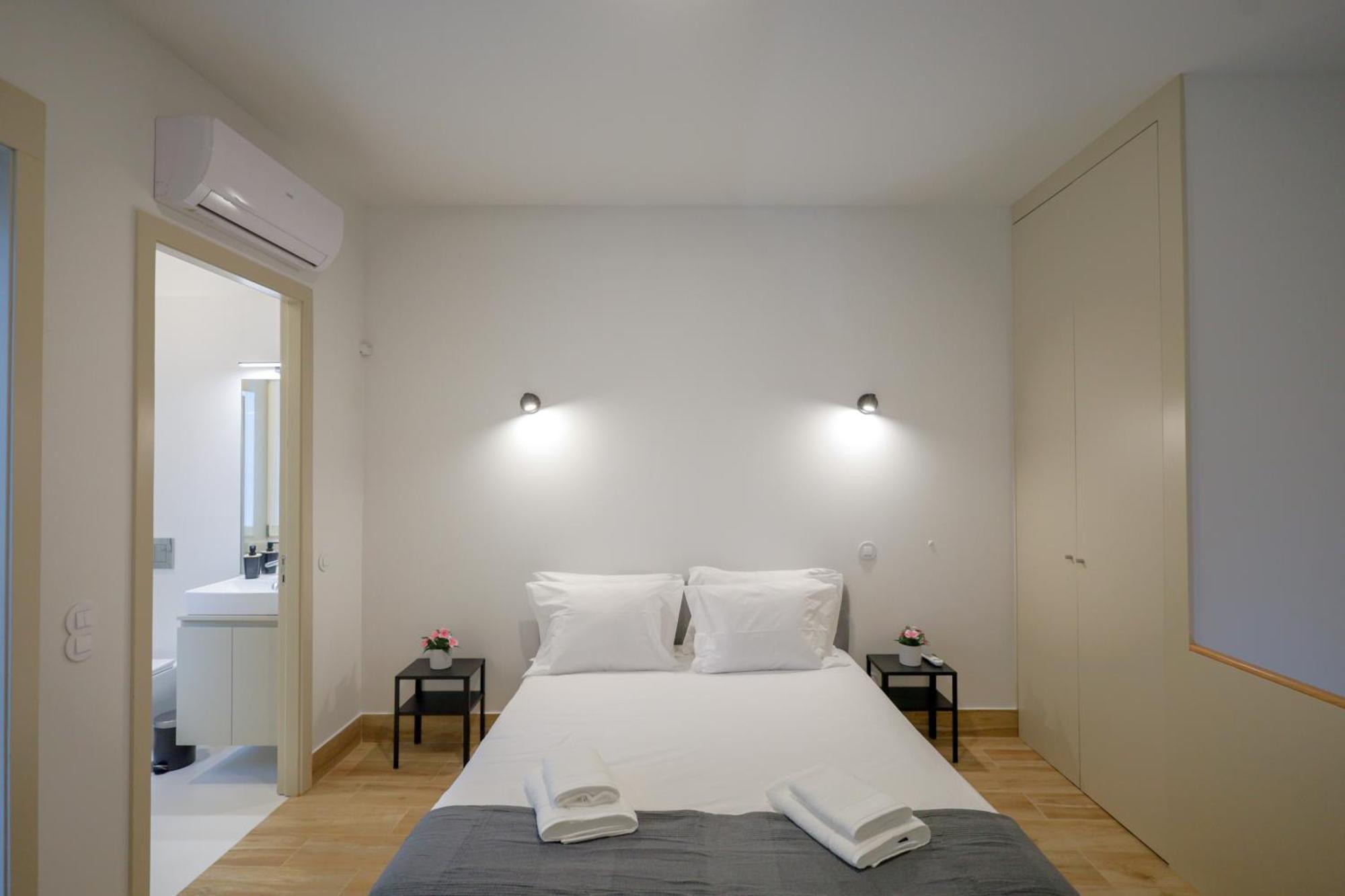 Martires Sweet Apts By Portocityhosts ภายนอก รูปภาพ
