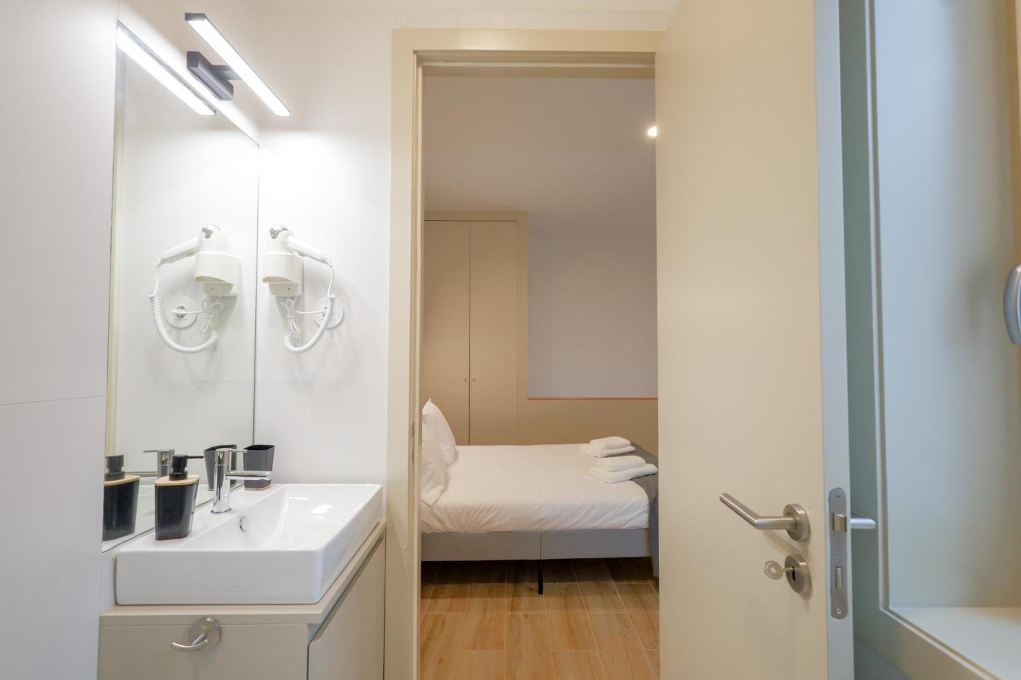 Martires Sweet Apts By Portocityhosts ภายนอก รูปภาพ